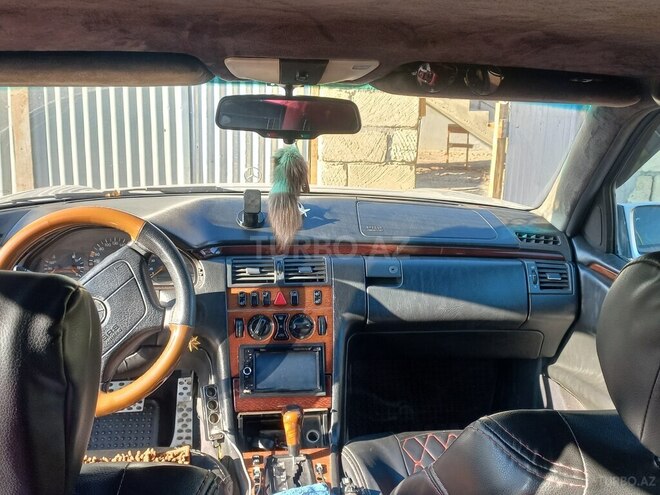 Mercedes E 230 1995, 500,000 km - 2.3 l - Sumqayıt