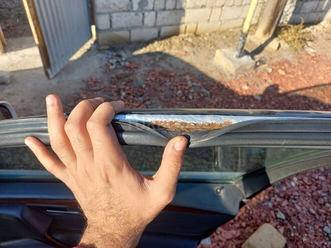 Mercedes E 230 1995, 500,000 km - 2.3 l - Sumqayıt
