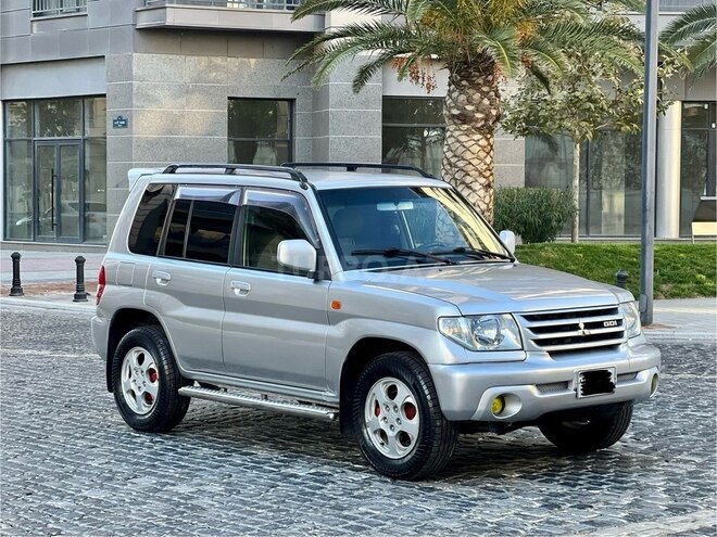 Mitsubishi Pajero io 2001, 256,000 km - 2.0 l - Bakı