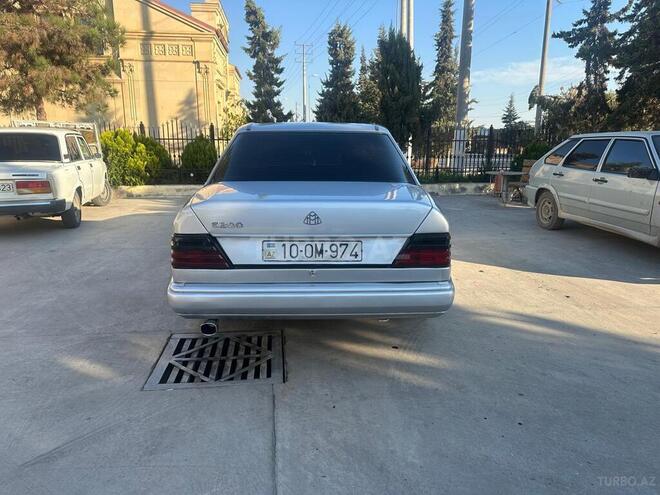 Mercedes E 200 d 1992, 400,000 km - 2.0 l - Sabirabad