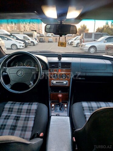 Mercedes C 180 1995, 588,000 km - 1.8 л - Bakı