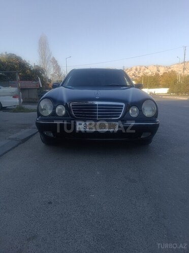 Mercedes E 240 1999, 350,809 km - 2.4 l - Mingəçevir