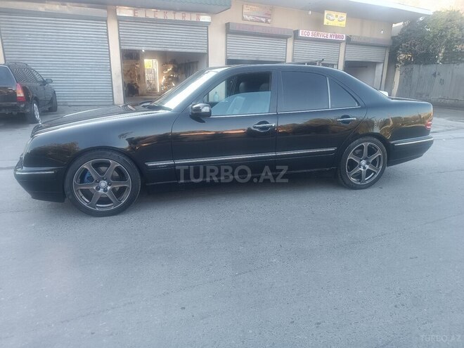 Mercedes E 240 1999, 350,809 km - 2.4 l - Mingəçevir