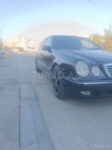 Mercedes E 240 1999, 350,809 km - 2.4 l - Mingəçevir