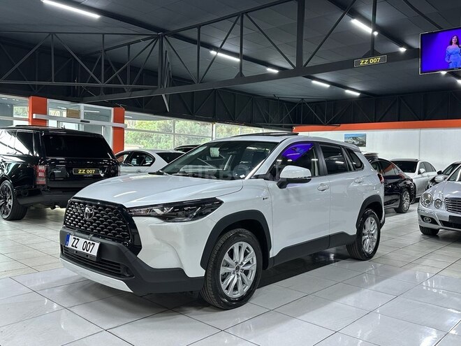 Toyota Corolla Cross-1