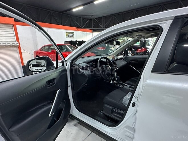 Toyota Corolla Cross-13