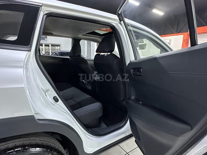Toyota Corolla Cross-16