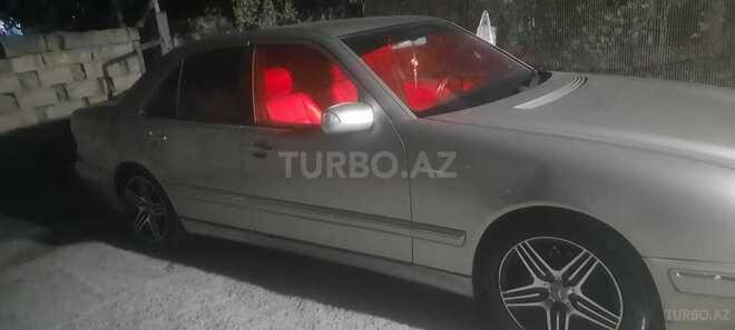 Mercedes E 320 2001, 114,674 km - 3.2 l - Bakı