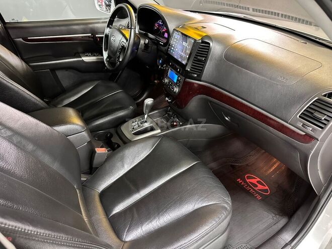 Hyundai Santa Fe 2011, 230,000 km - 2.0 л - Bakı