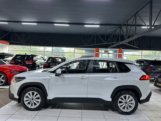 Toyota Corolla Cross-9