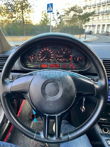 BMW 318 2001, 300,000 km - 1.9 l - Bakı