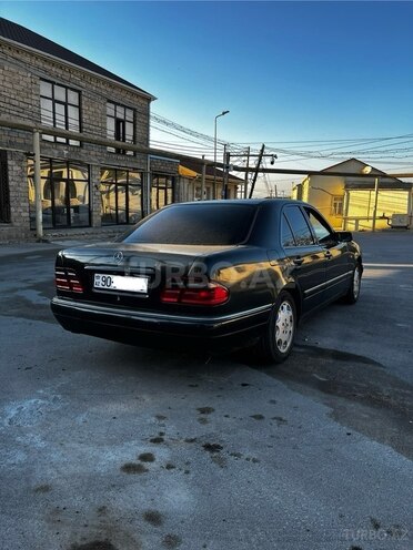 Mercedes E 230 1996, 315,000 km - 2.3 л - Bakı