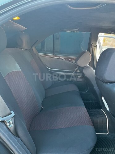Mercedes E 230 1996, 315,000 km - 2.3 л - Bakı
