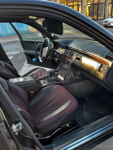 Mercedes E 230 1996, 315,000 km - 2.3 л - Bakı