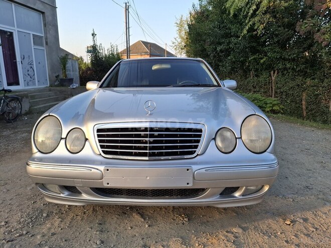 Mercedes E 240 2000, 201,000 km - 2.4 l - Bakı