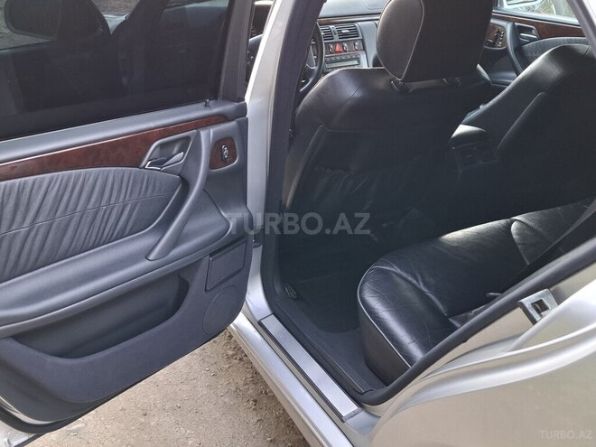 Mercedes E 240 2000, 201,000 km - 2.4 l - Bakı