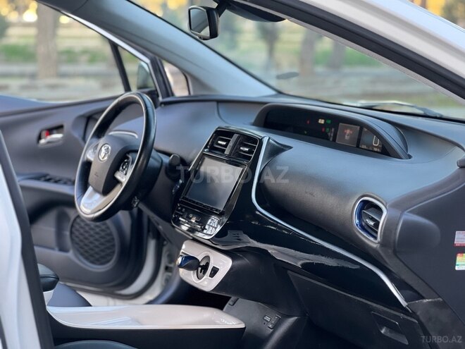 Toyota Prius 2016, 77,800 km - 1.8 l - Bakı