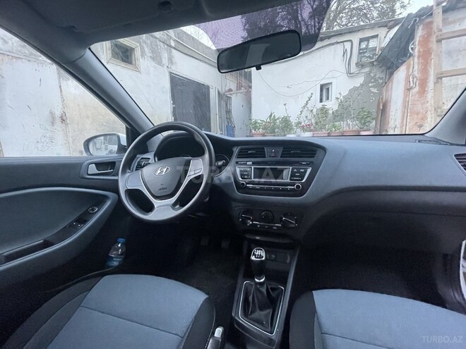 Hyundai i20 2017, 273,000 km - 1.4 l - Bakı