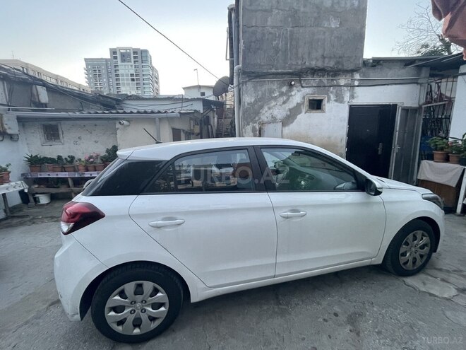 Hyundai i20 2017, 273,000 km - 1.4 l - Bakı
