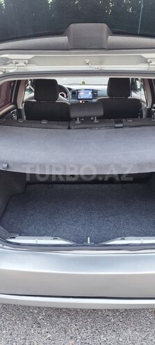 Toyota Corolla 2005, 325,000 km - 1.4 l - Bakı