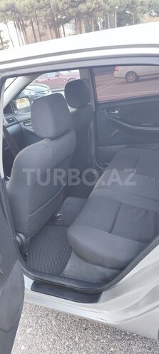 Toyota Corolla 2005, 325,000 km - 1.4 l - Bakı