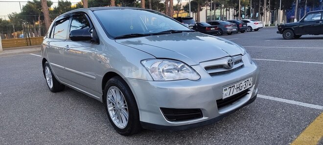 Toyota Corolla 2005, 325,000 km - 1.4 l - Bakı
