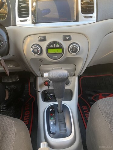 Hyundai Verna 2008, 249,661 km - 1.4 l - Bakı