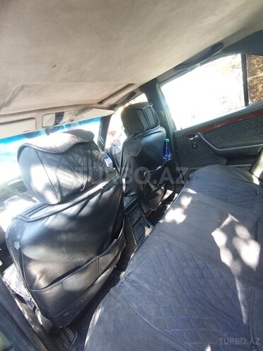 Mercedes C 180 1994, 240,000 km - 1.8 л - Yevlax