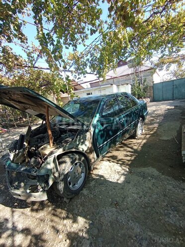 Mercedes C 180 1994, 240,000 km - 1.8 л - Yevlax