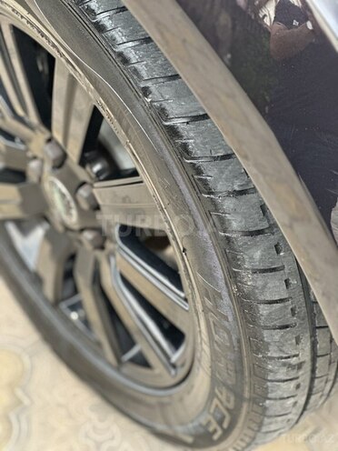 Land Rover Discovery 2011, 225,229 km - 3.0 l - Bakı