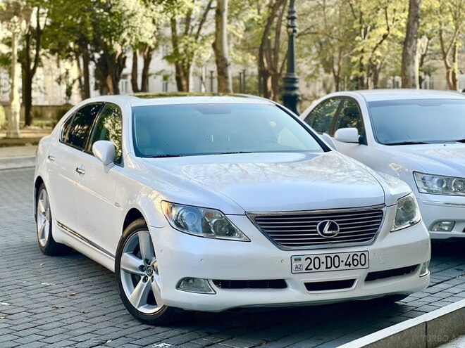 Lexus LS 460 2007, 242,000 km - 4.6 l - Gəncə