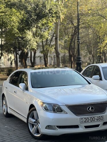 Lexus LS 460 2007, 242,000 km - 4.6 l - Gəncə