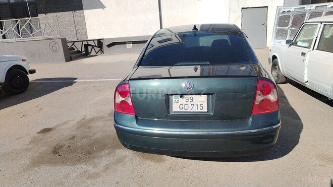 Volkswagen Passat 2004, 320,000 km - 1.8 l - Bakı