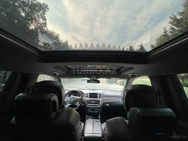 Mercedes  2013, 140,000 km - 6.3 л - Bakı