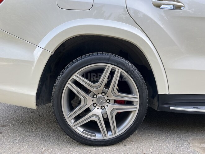 Mercedes  2013, 140,000 km - 6.3 л - Bakı