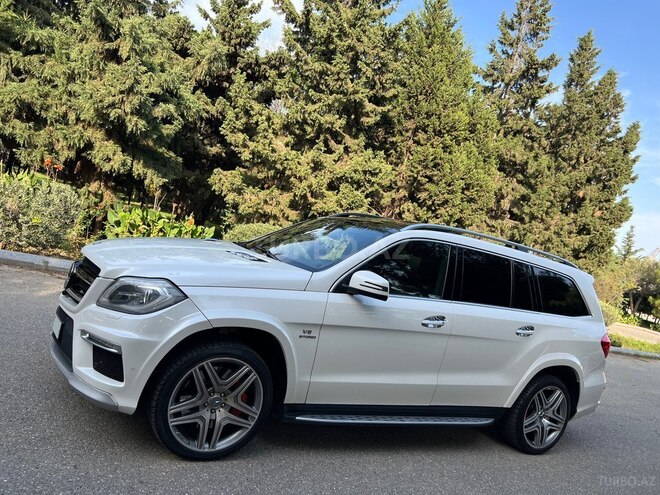 Mercedes  2013, 140,000 km - 6.3 л - Bakı
