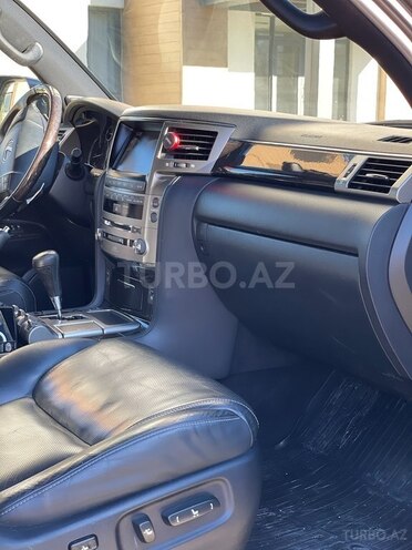 Lexus LX 570 2014, 160,000 km - 5.7 l - Bakı