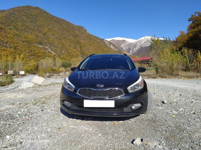 Kia Ceed 2013, 214,000 km - 1.6 l - Şəki