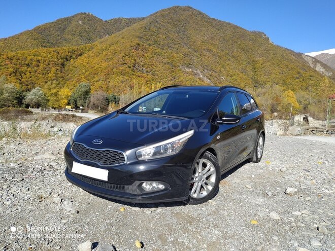 Kia Ceed 2013, 214,000 km - 1.6 l - Şəki