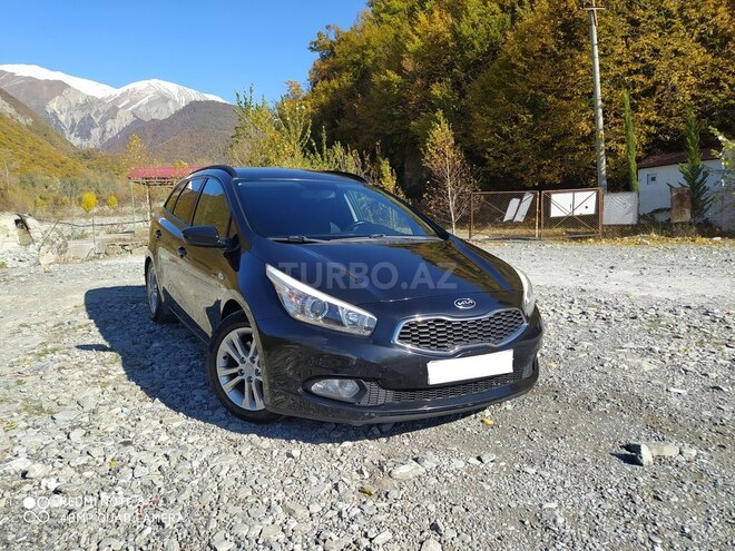 Kia Ceed 2013, 214,000 km - 1.6 l - Şəki