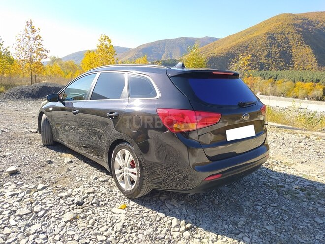 Kia Ceed 2013, 214,000 km - 1.6 l - Şəki