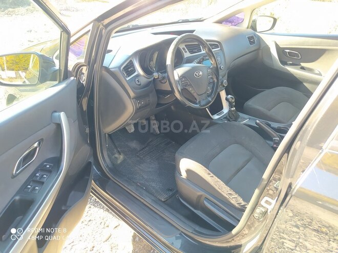 Kia Ceed 2013, 214,000 km - 1.6 l - Şəki