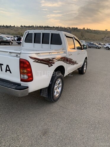 Toyota Hilux 2008, 316,000 km - 2.5 л - Bakı