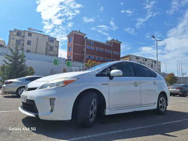 Toyota Prius 2013, 402,336 km - 1.8 л - Bakı
