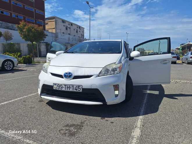 Toyota Prius 2013, 402,336 km - 1.8 л - Bakı