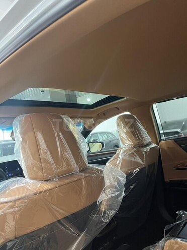 Lexus ES 300h-12