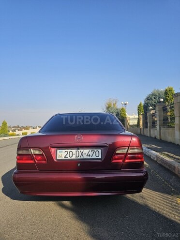 Mercedes E 220 d 2001, 366,000 km - 2.2 l - Gəncə