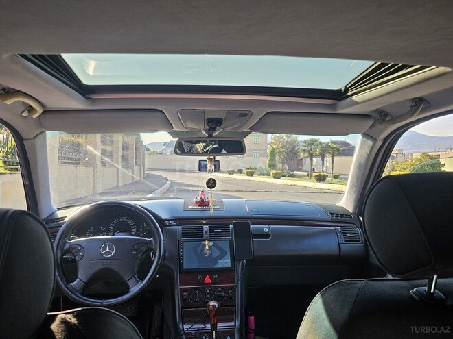 Mercedes E 220 d 2001, 366,000 km - 2.2 l - Gəncə