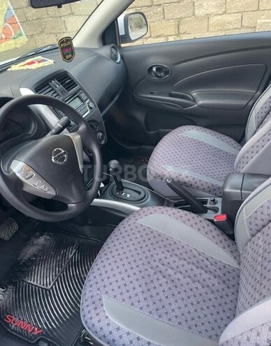 Nissan Sunny 2019, 80,000 km - 1.6 l - Bakı