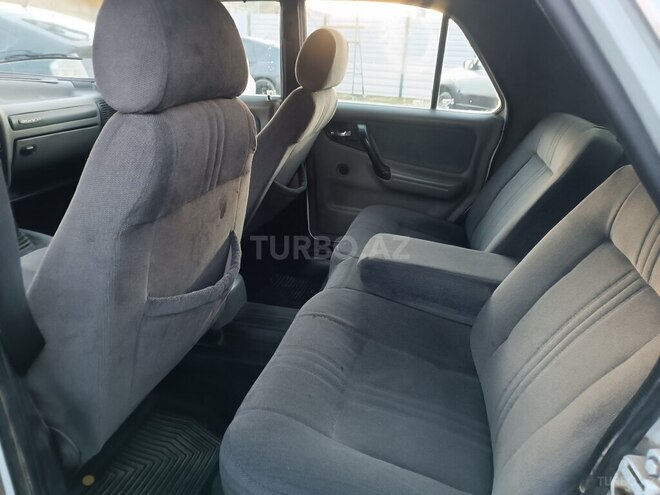 GAZ 3110 1999, 190,000 km - 2.4 l - Bakı